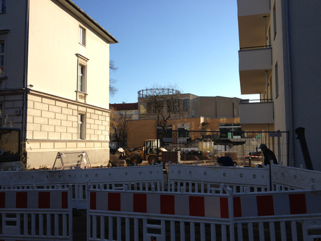 Zugang über Hauptstrasse